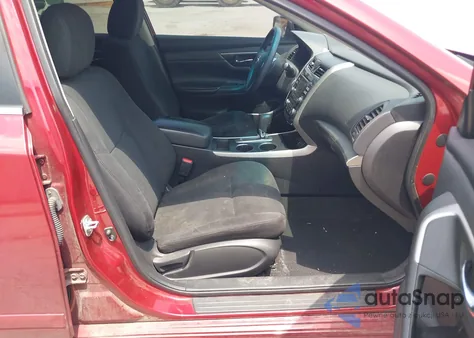 2015 Nissan Altima 2.5 S из США, поврежденный, VIN 1N4AL3AP8FC441493